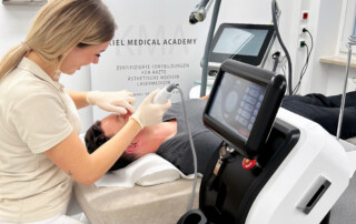 Die Fortbildung für MFA dient dem Erwerb der Fachkunde Laser nach NiSV.